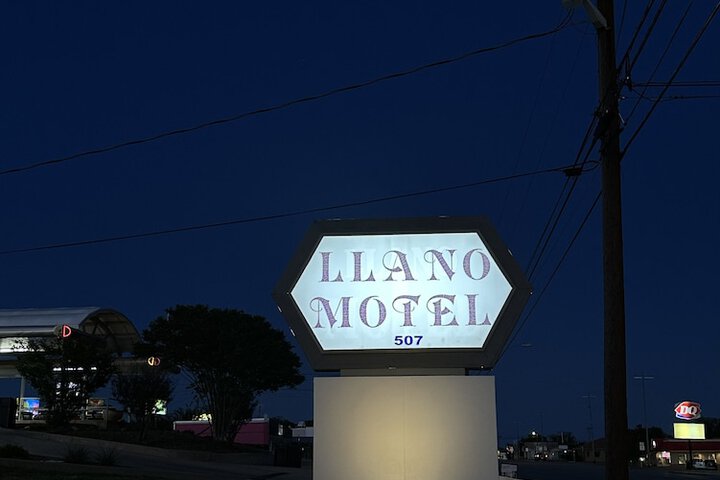 Llano Motel