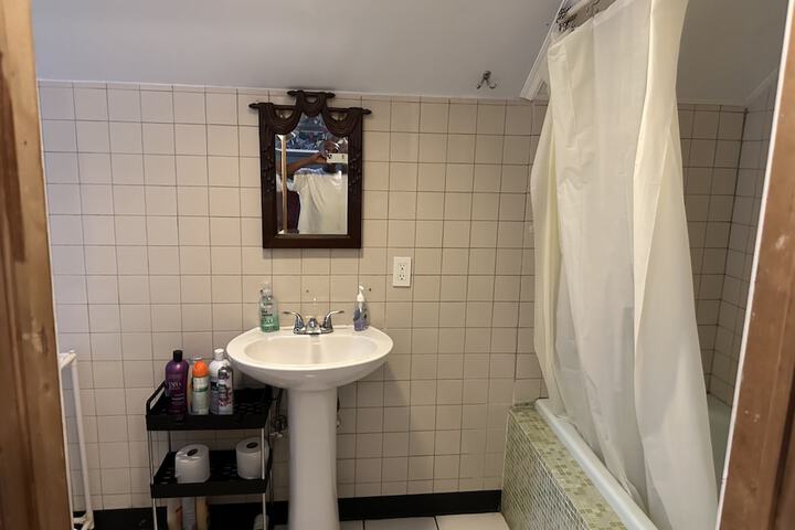Room 21 of 79