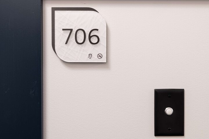 Room 24 of 48