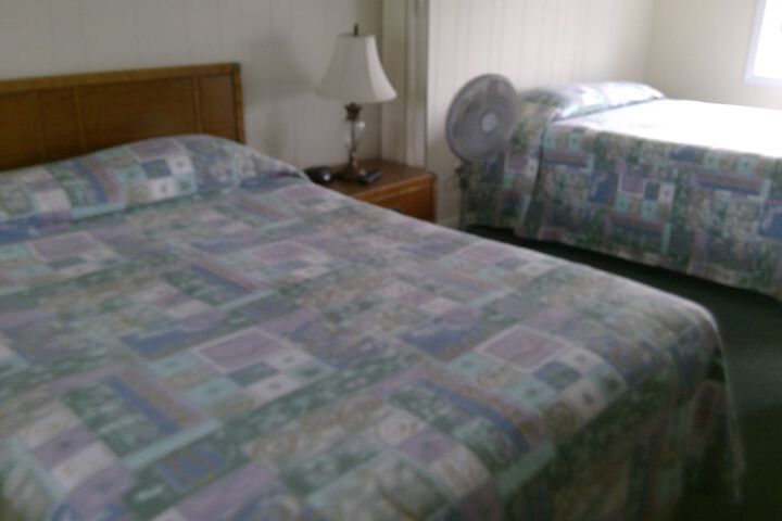 Room 11 of 17