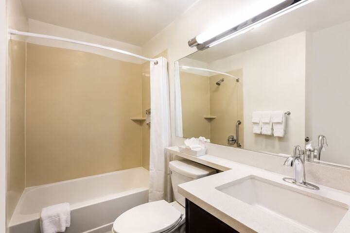 Blue Way Inn & Suites Extended Stay Bloomington Airport - Minneapolis