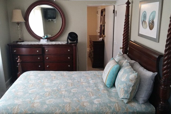 Island Guest House B & B