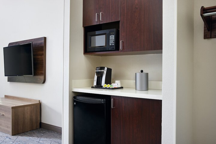 Room 41 of 60