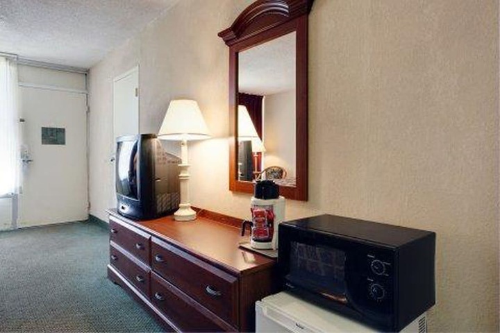 Room 26 of 43
