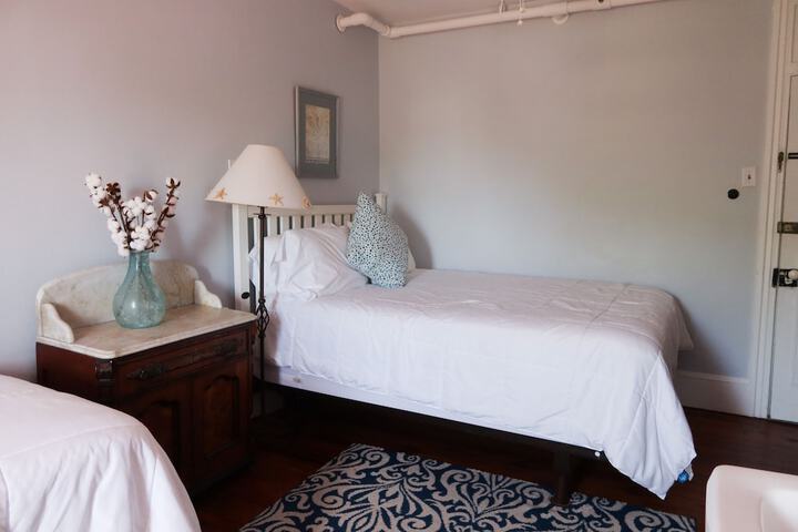 Room 16 of 57