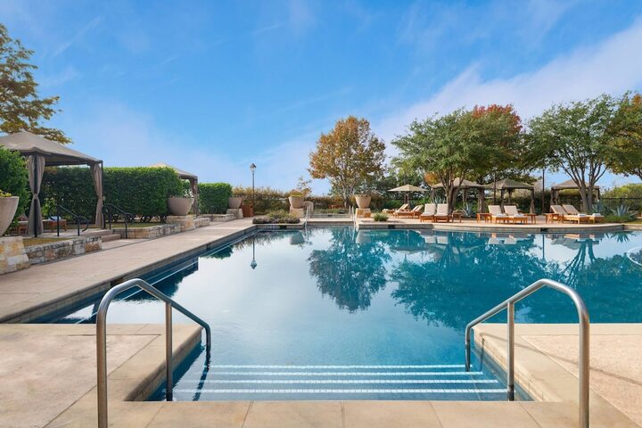 Pool 14 of 275