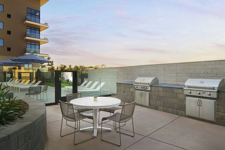 Courtyard by Marriott Sand City Monterey