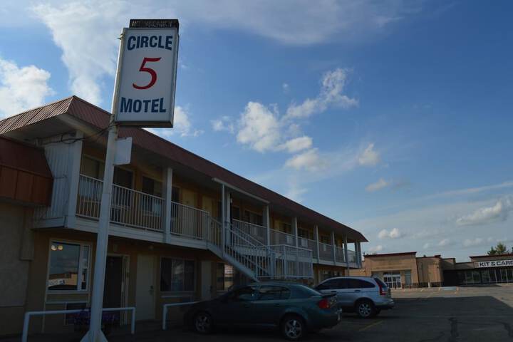 Hotel 4 of 21