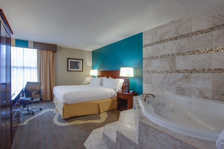 Room 21 of 40