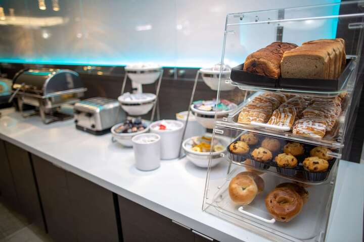 Breakfast/Coffee Service 46 of 61