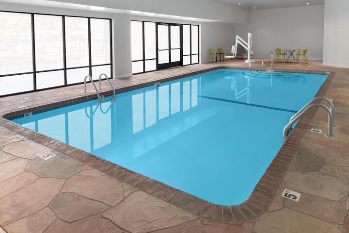 Hampton Inn Kansas City / Shawnee Mission
