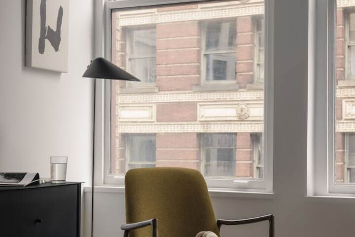 Room 29 of 61