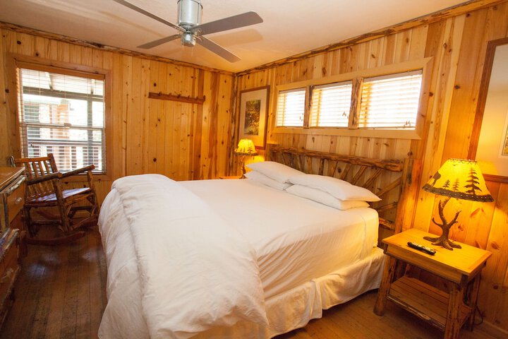 Room 35 of 124