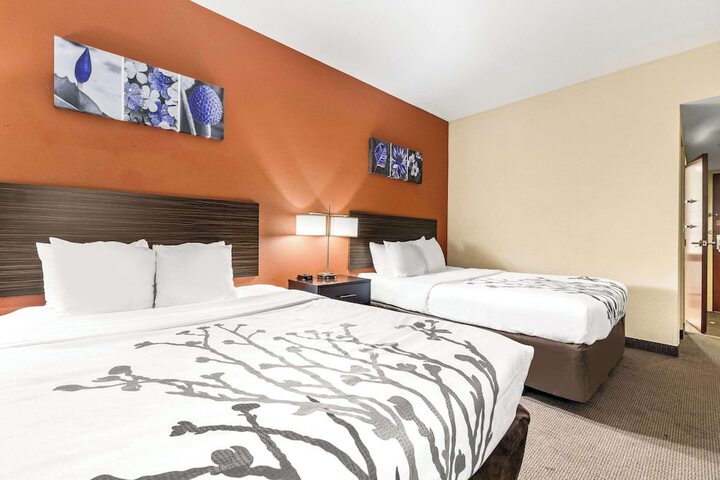 Room 45 of 60