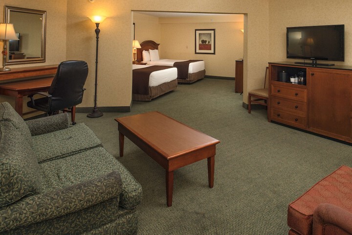 Room 33 of 49