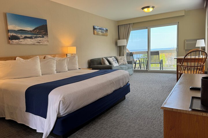Room 53 of 111
