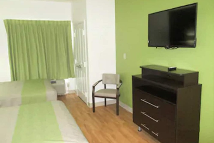 Room 31 of 38