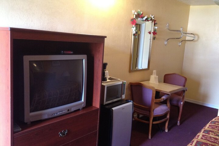 Room 14 of 31