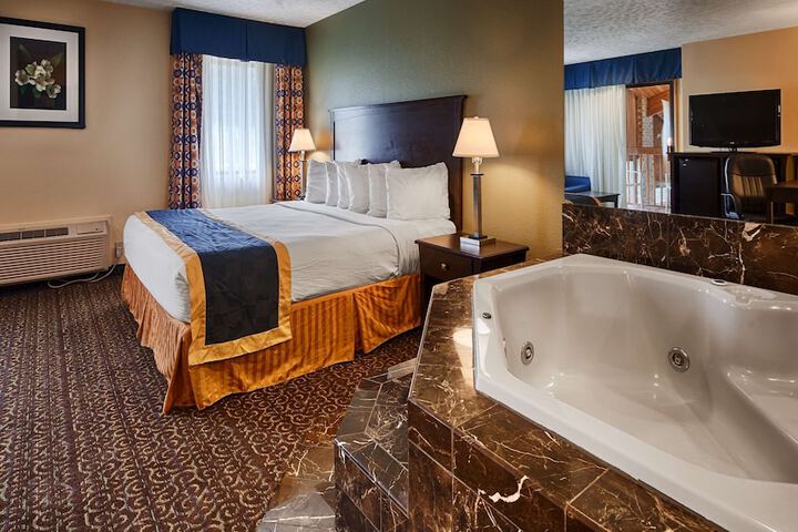 Best Western Mansfield / Bellville