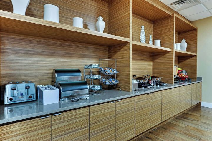 Breakfast/Coffee Service 58 of 63