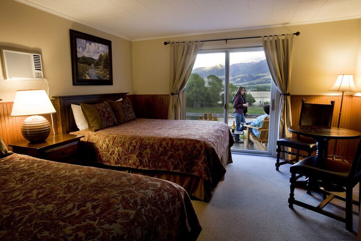 Yellowstone Valley Lodge an Ascend Collection Hotel