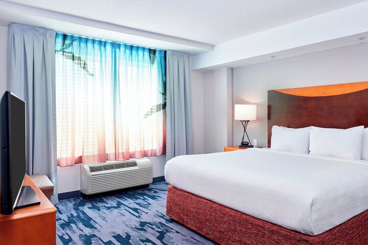 Room 21 of 36