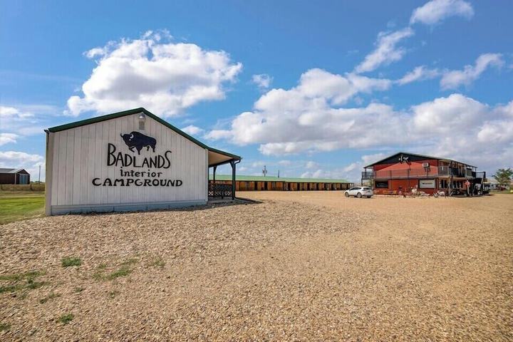 Badlands Hotel and Campground