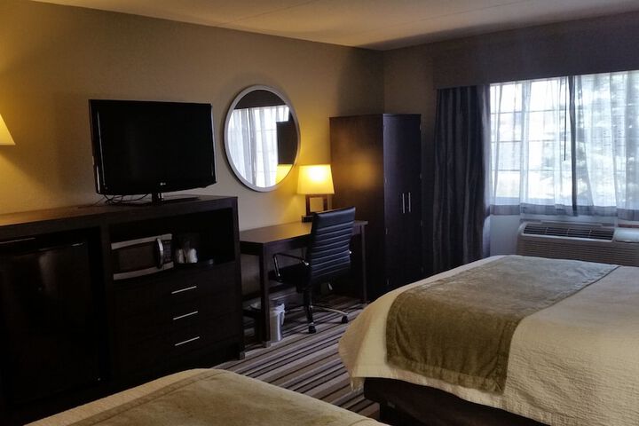 Room 28 of 35
