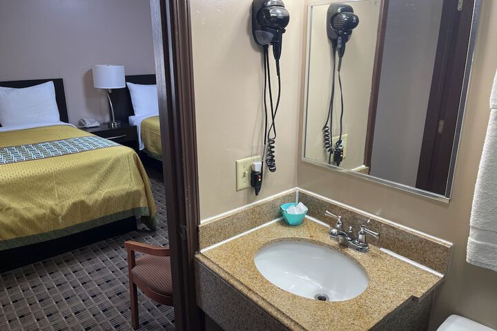 Room 31 of 46