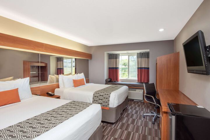 Room 21 of 30