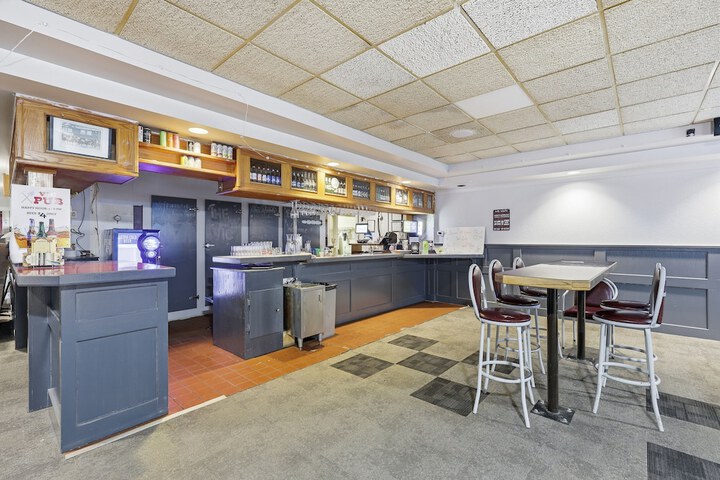 Lillooet Hotel Victoria