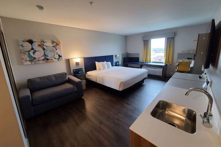 Microtel Inn & Suites by Wyndham Milford