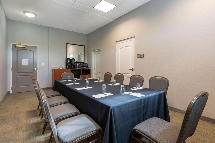 Country Inn & Suites by Radisson Port Canaveral, FL