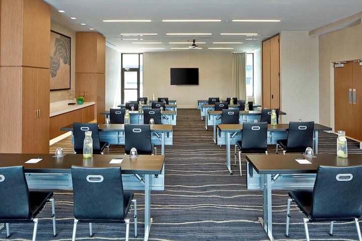 AC Hotel by Marriott Atlanta Downtown