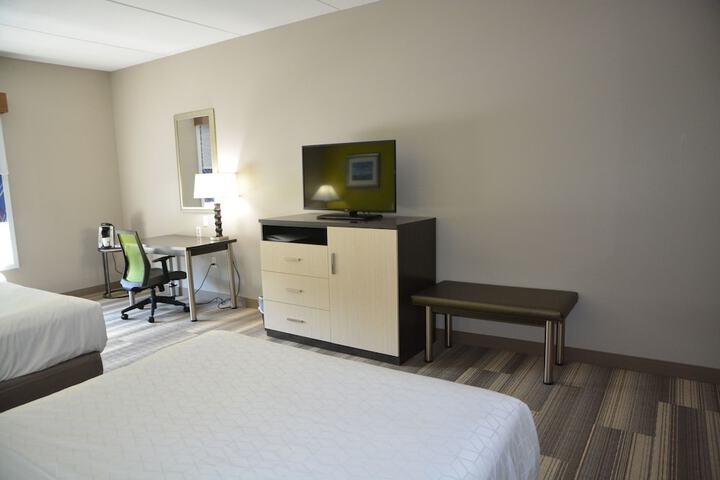 Room 20 of 35