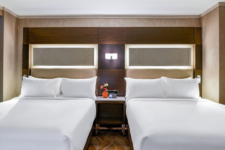Room 21 of 42