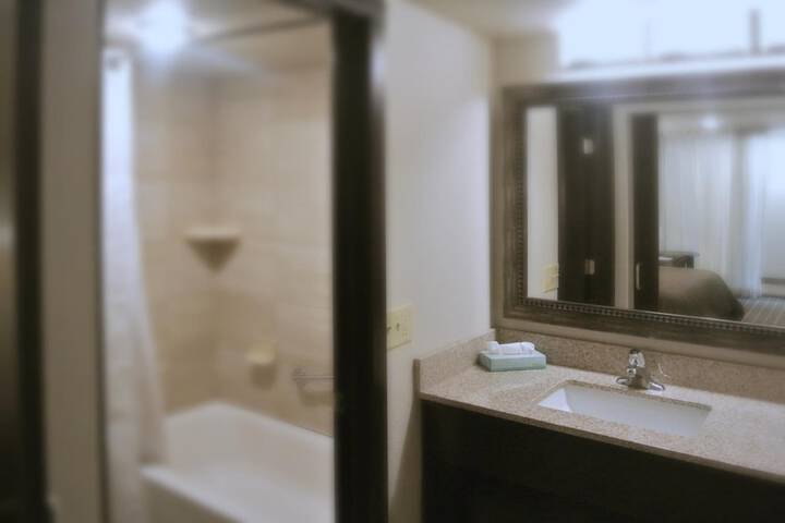 Room 20 of 40