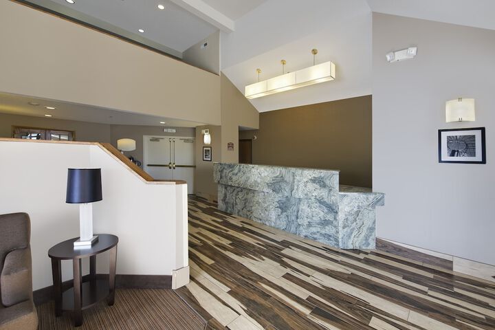 Hotel Interior 7 of 20
