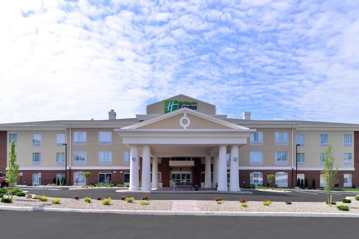 Hotel 7 of 80