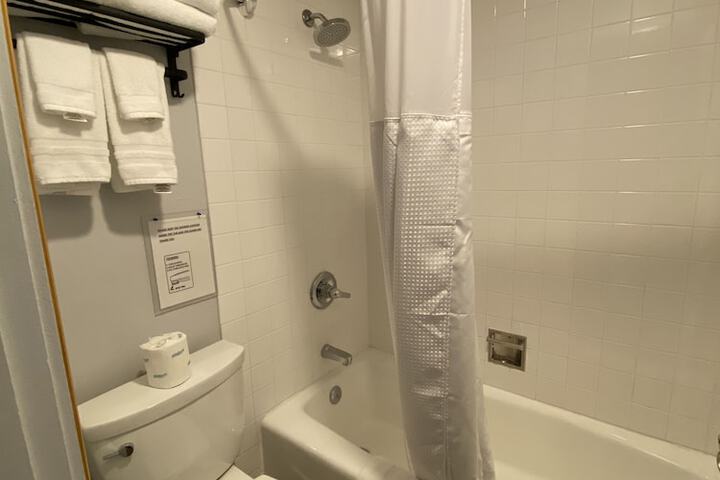 Room 11 of 49