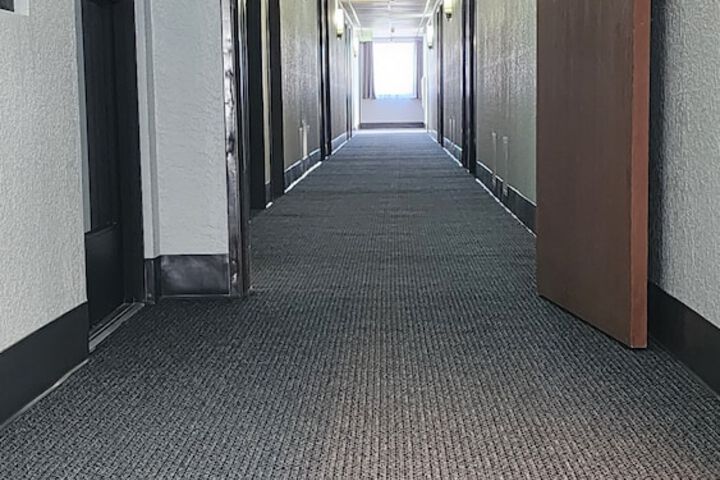 Ballroom/Hall 32 of 32