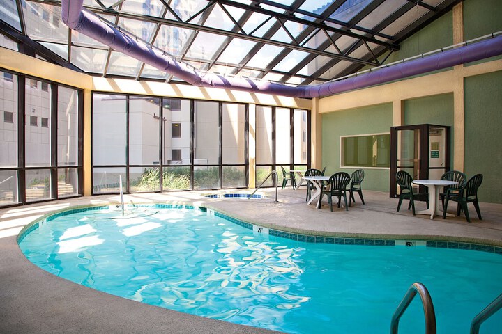 Pool 13 of 58
