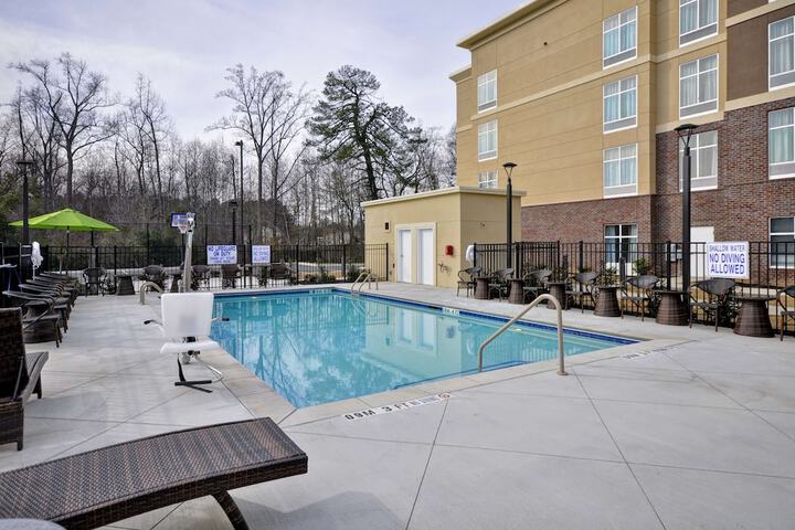 Pool 3 of 34