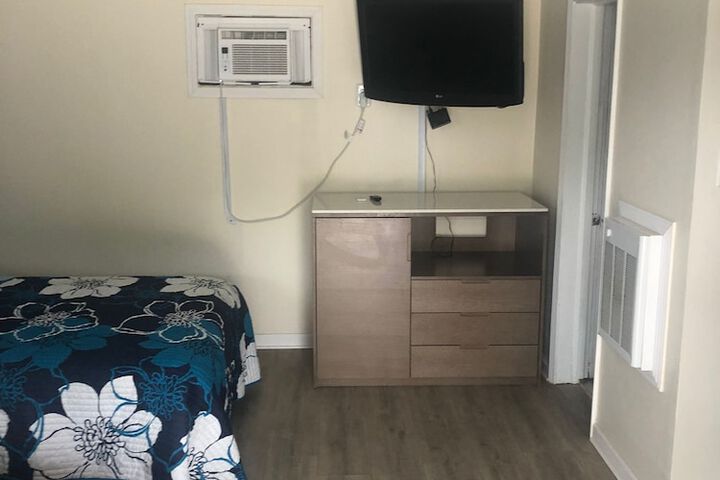 Room 31 of 51
