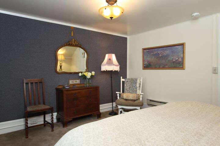 Room 54 of 113