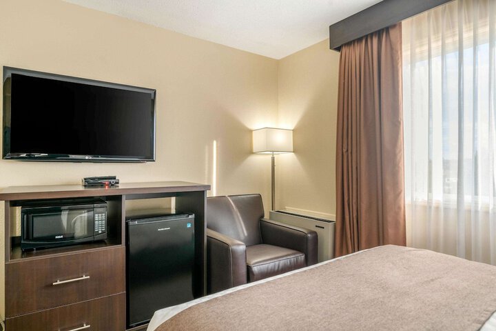 Room 46 of 58