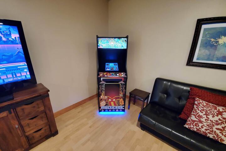 Room 18 of 25