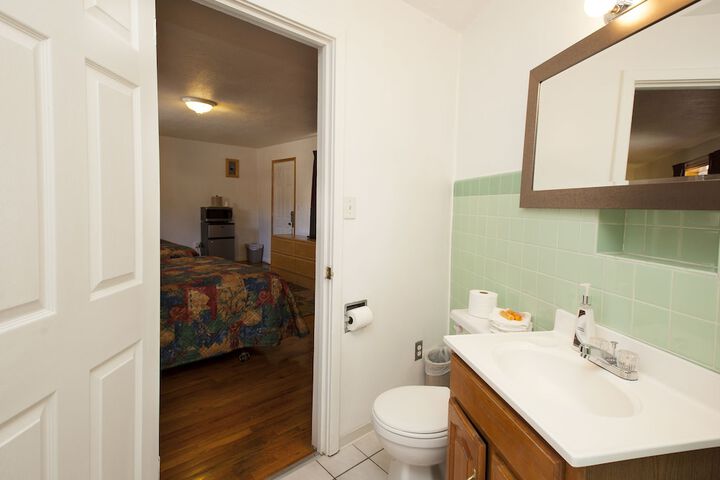Room 11 of 25