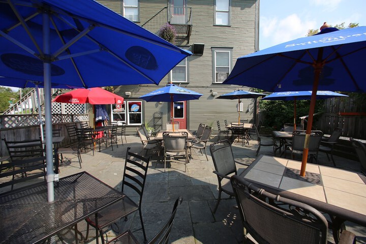 Terrace/Patio 40 of 40