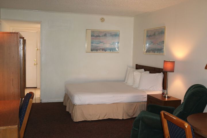 Friendship Inn